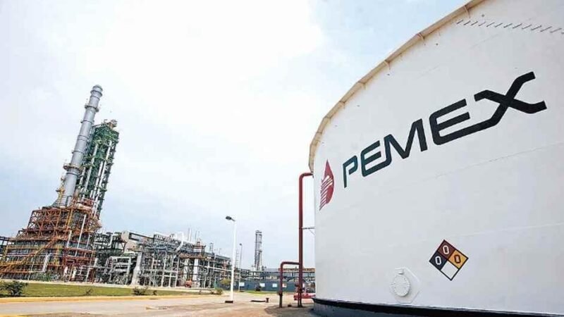 MÉXICO ENVÍA 86 MIL BARRILES DE PETRÓLEO A CUBA