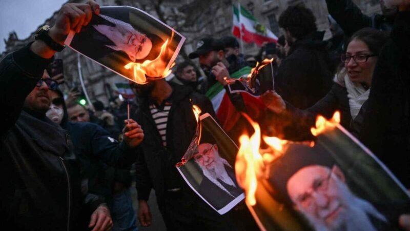 SUMAN 538 MUERTOS POR PROTESTAS EN IRÁN