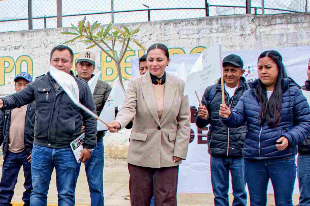 PONEN EN MARCHA PROGAMA DE BACHEO EN IXHUATLÁN DEL CAFÉ
