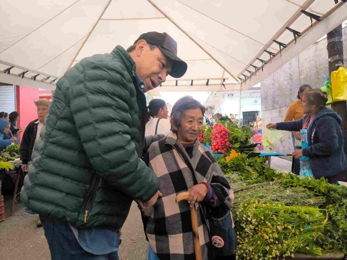 PONEN EN MARCHA PRIMERA ETAPA DE REORDENAMIENTO EN CENTRO DE HUATUSCO