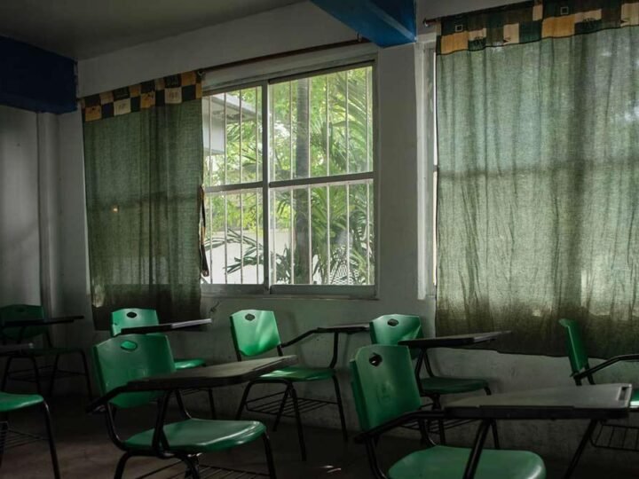 PUEBLA SUSPENDE CLASES EN 64 MUNICIPIOS POR BAJAS TEMPERATURAS