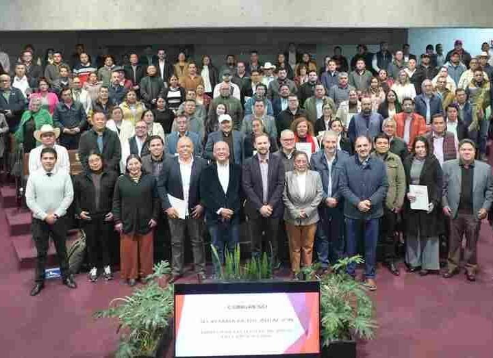 ENTREGA CONGRESO DEL ESTADO LEYES DE INGRESOS A MUNICIPIOS DE VERACRUZ