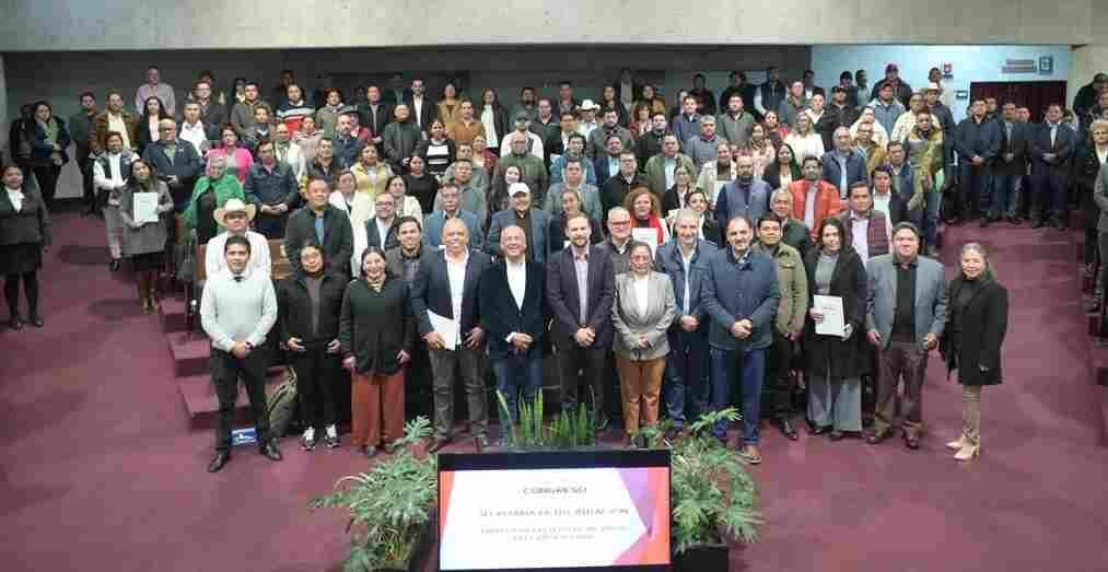 ENTREGA CONGRESO DEL ESTADO LEYES DE INGRESOS A MUNICIPIOS DE VERACRUZ