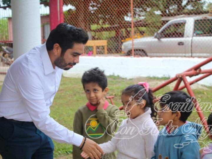 PONEN EN MARCHA PROGRAMA “ALCALDE EN TU ESCUELA” EN YANGA