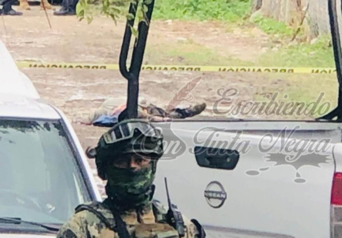 LO MATAN A MACHETAZOS