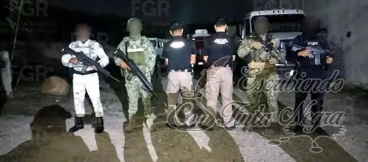 ASEGURAN TRES PIPAS CON 10 MIL LITROS DE HUACHICOL