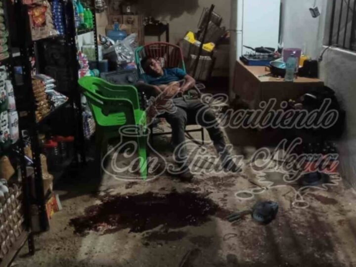 EJECUTAN A COMERCIANTE; SU ESPOSA ESTÁ GRAVE