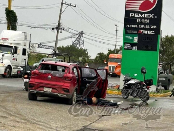 ENFRENTAMIENTO EN TUXPAN DEJA PISTOLERO ABATIDO