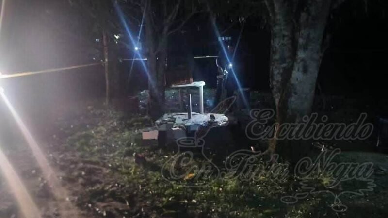 SE DISPARA CON SU PROPIA ARMA Y MUERE