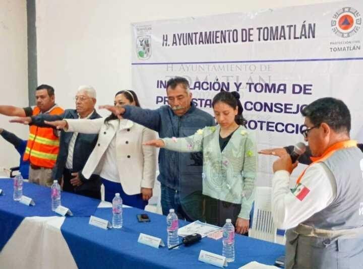 INSTALAN CONSEJO DE PROTECCIÓN CIVIL EN TOMATLÁN