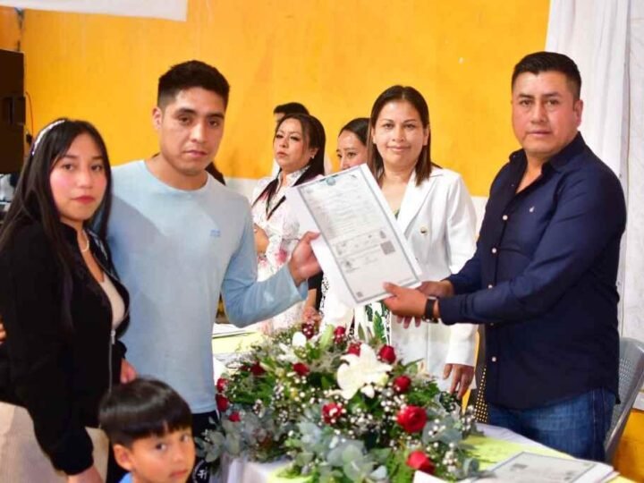 CELEBRAN BODAS COLECTIVAS EN ALPATLÁHUAC