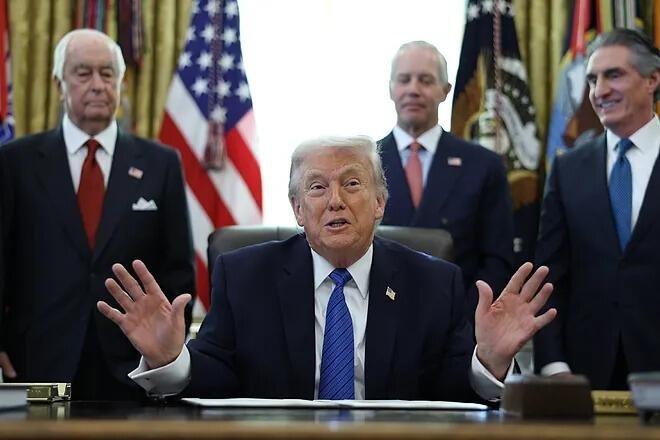 DONALD TRUMP CREE QUE CUBA BUSCARÁ UN “TRATO” CON ESTADOS UNIDOS