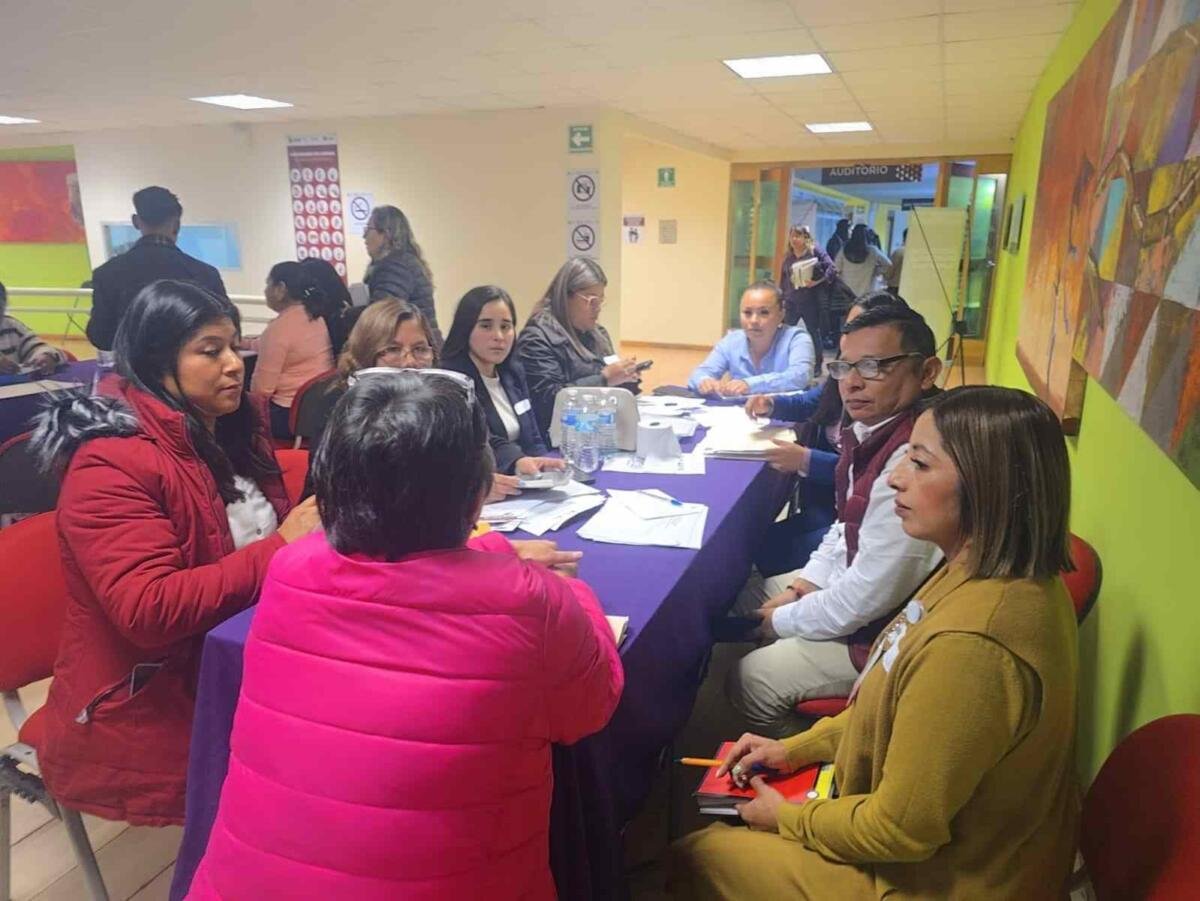 PREPARAN APOYO ALIMENTARIO DE DIF MUNICIPAL