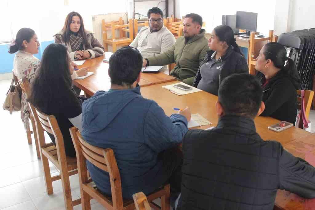 REACONDICIONARÁN PLAZA COMUNITARIA DE IXHUATLAN DEL CAFÉ
