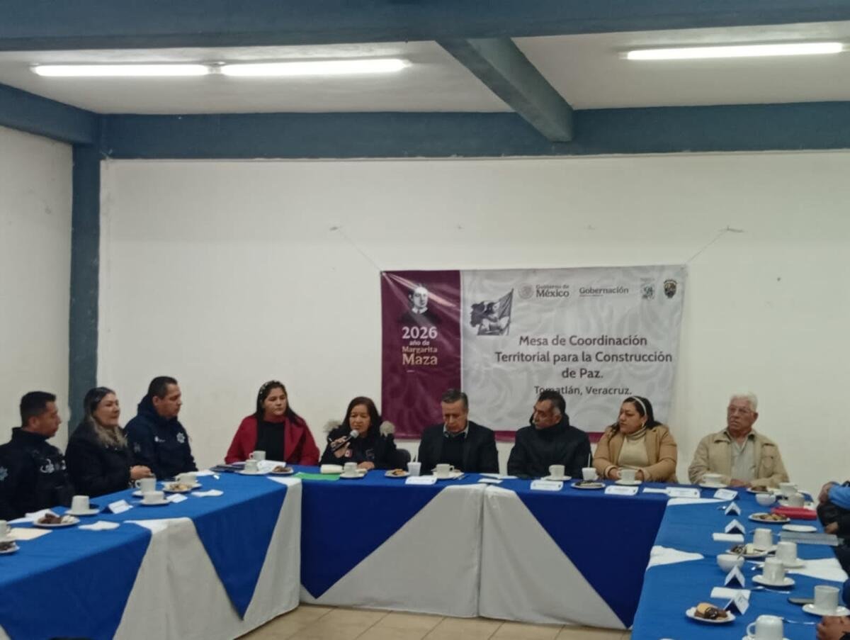 ALCALDE DE TOMATLÁN REFRENDA COMPROMISO DE TRABAJAR POR SEGURIDAD DEL MUNICIPIO