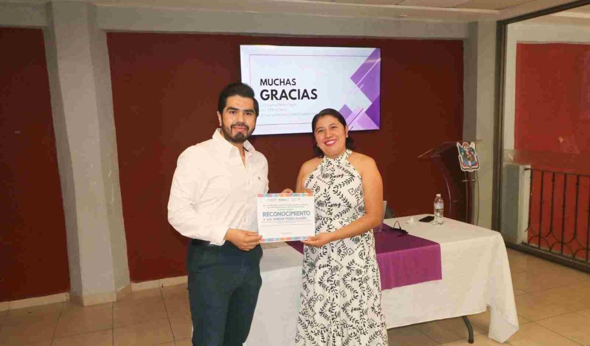 CAPACITAN A FUNCIONARIOS EN IGUALDAD DE GÉNERO 