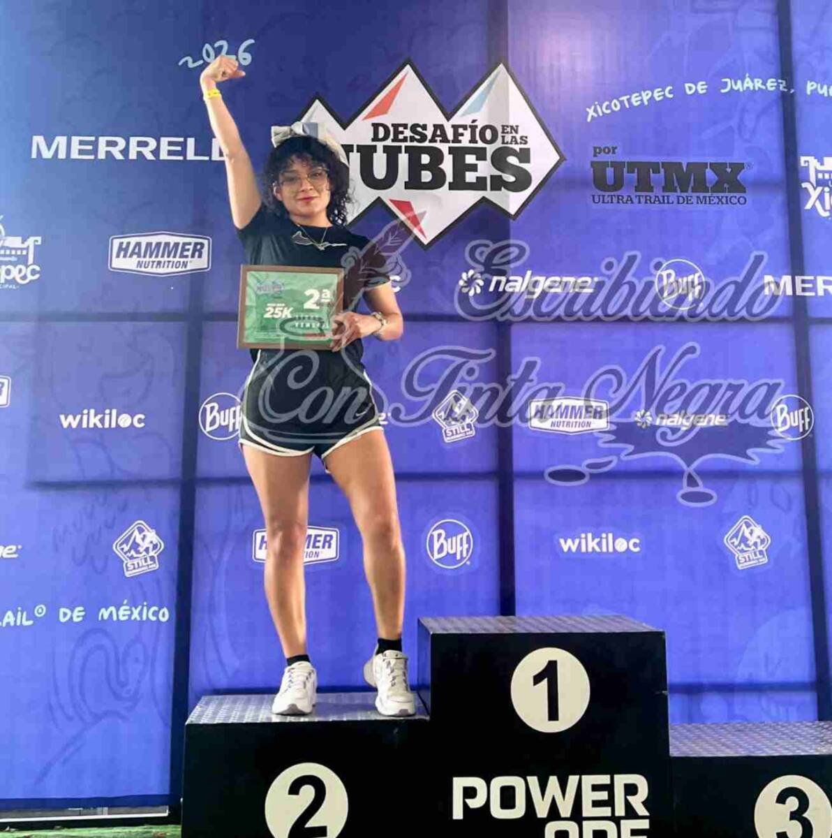  JOVEN IXHUATECA, CAMPEONA DE CARRERA DESAFIO EN LAS NUBES