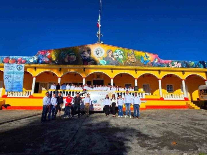 ALPATLÁHUAC ESTRENA AMBULANCIA