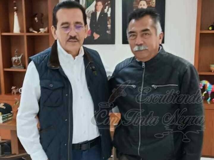 BUSCA ALCALDE DE TOMATLÁN RECURSOS PARA SECTOR AGROPECUARIO