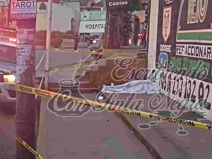 FALLECE HOMBRE EN LA VÍA PÚBLICA