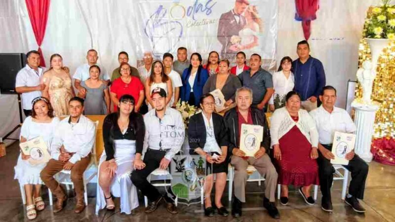 FORTALECEN TEJIDO SOCIAL CON BODAS COLECTIVAS EN TOMATLÁN