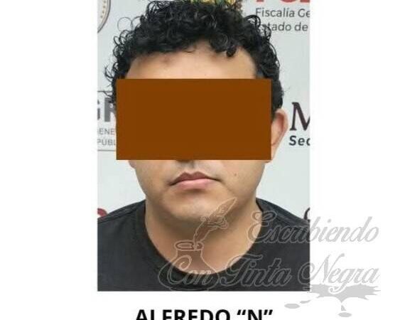 MAESTRO ABUSÓ DE ALUMNA; LO PONEN TRAS LAS REJAS