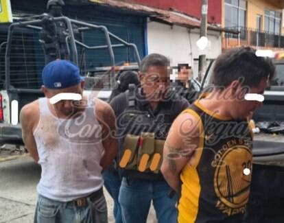 CAPTURAN A DOS CON DROGA EN TLALTETELA