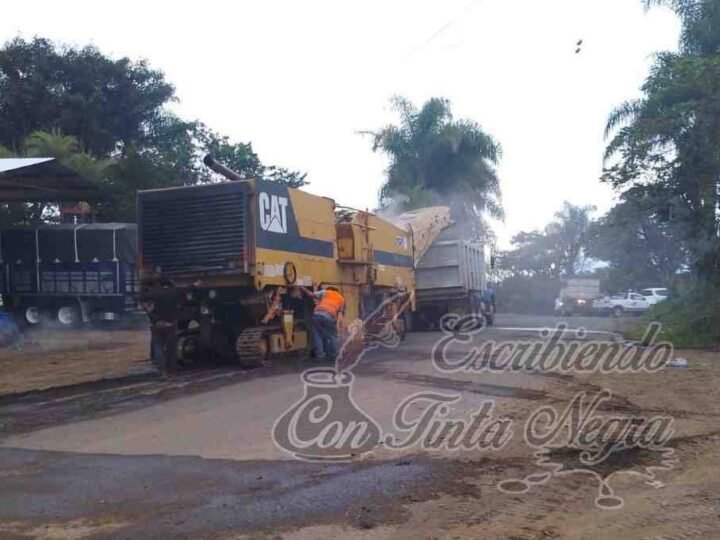 INICIA REHABILITACIÓN DE CARRETERA SOCHIAPA-CHAVAXTLA
