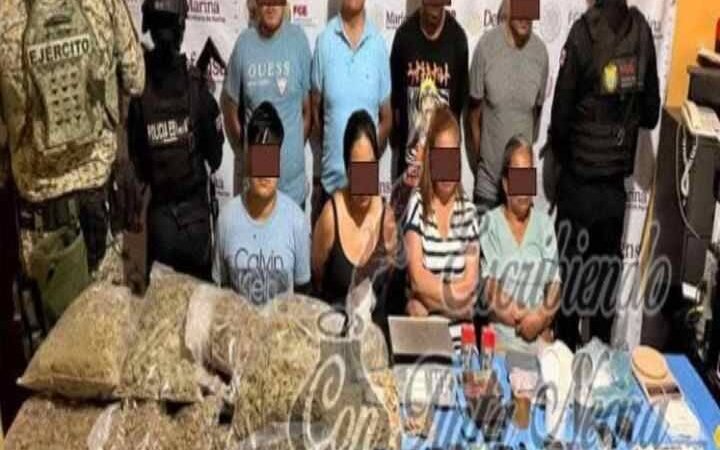 DETIENEN A 8 CON DROGA, INCLUIDO HERMANO DE DELEGADA DE BIENESTAR
