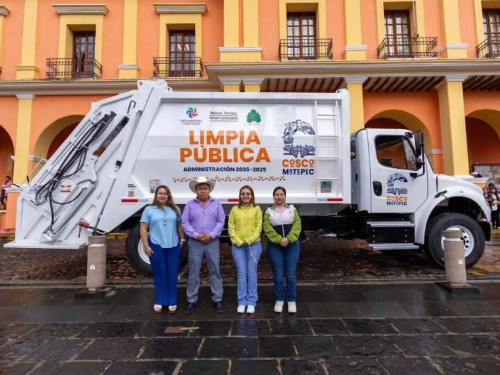 ADQUIERE COSCOMATEPEC UNIDAD COMPACTADORA DE RESIDUOS