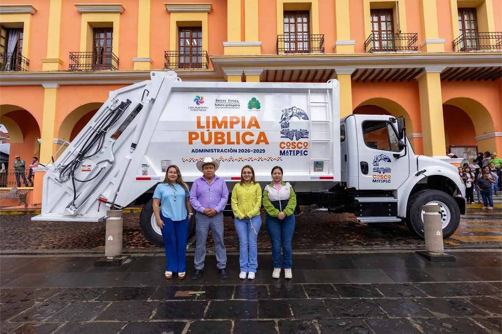 ADQUIERE COSCOMATEPEC UNIDAD COMPACTADORA DE RESIDUOS