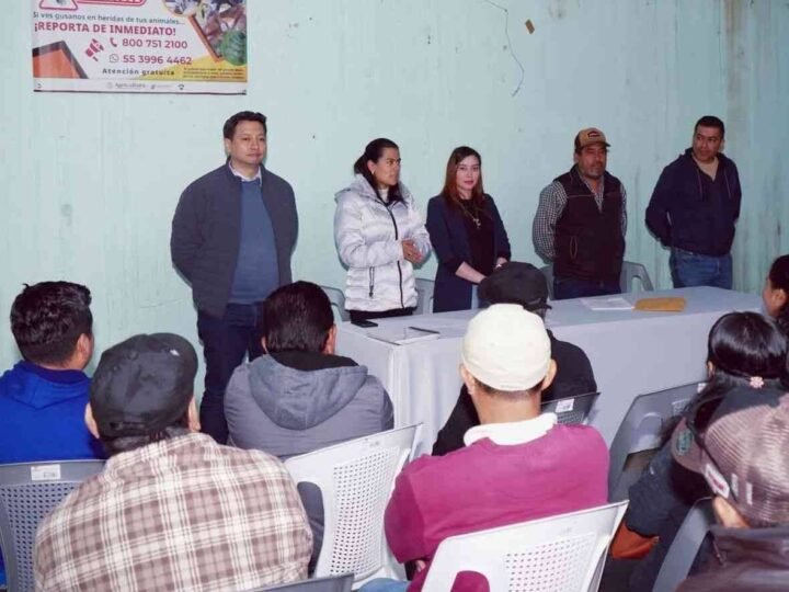 SE REUNE ALCALDE DE TOTUTLA CON ASPIRANTES A AGENTES MUNICIPALES