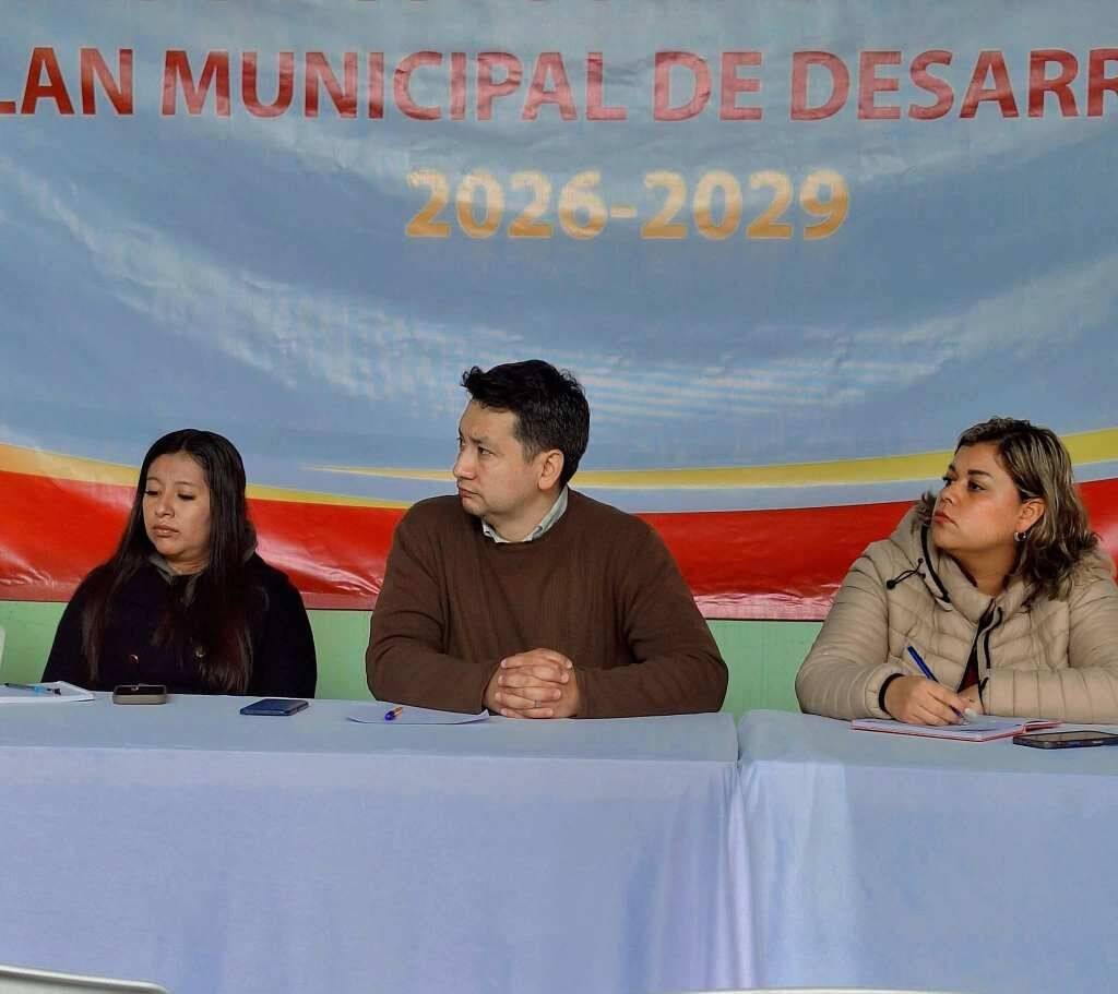 CELEBRAN FORO PARA ELABORAR PLAN MUNICIPAL DE DESARROLLO EN TOTUTLA