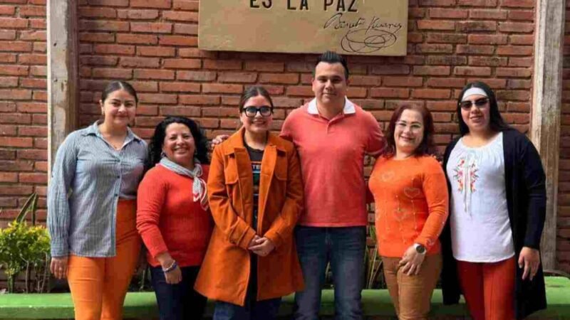 LLEVAN PLÁTICAS DE PREVENCIÓN DE LA VIOLENCIA A ESCUELAS DE TOTUTLA