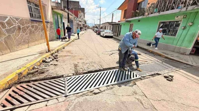 DAN MANTENIMIENTO A INFRAESTRUCTURA URBANA DE CHOCAMÁN