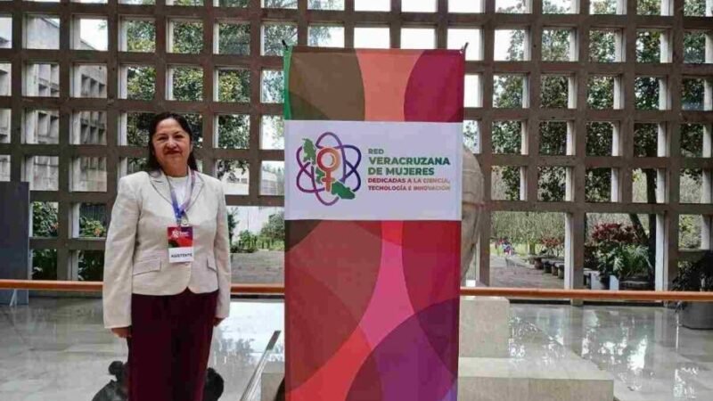 RECONOCEN A PROFESIONISTA DE CHOCAMÁN COMO MUJER DEDICADA A LA CIENCIA
