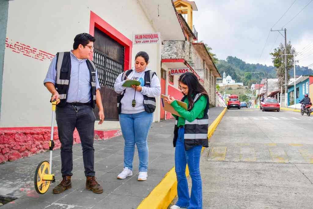 ELABORAN CARTOGRAFÍA CATASTRAL EN ALPATLÁHUAC