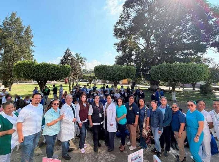 LLEVAN JORNADA DE SALUD INTEGRAL A ESCUELAS DE SANTA LUCÍA