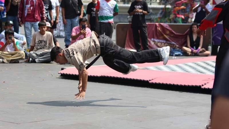 ROMINA CONTI Y JOREI JIMÉNEZ, A OLIMPIADA NACIONAL DE BREAKING DANCE