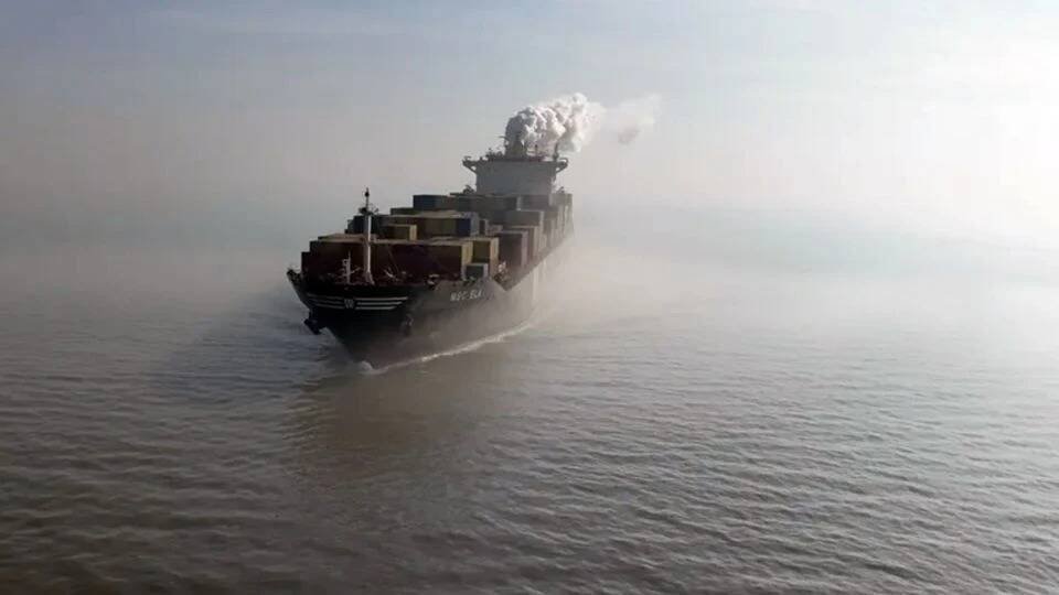 EU EXIGE A SUS ALIADOS AYUDAR A ESCOLTAR BUQUES EN EL ESTRECHO DE ORMUZ