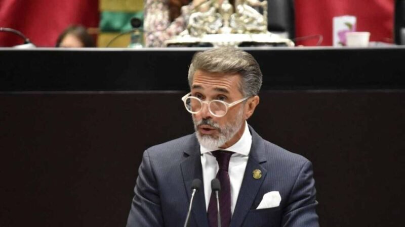 SERGIO MAYER SOLICITA REINCORPORACIÓN A LA CÁMARA DE DIPUTADOS