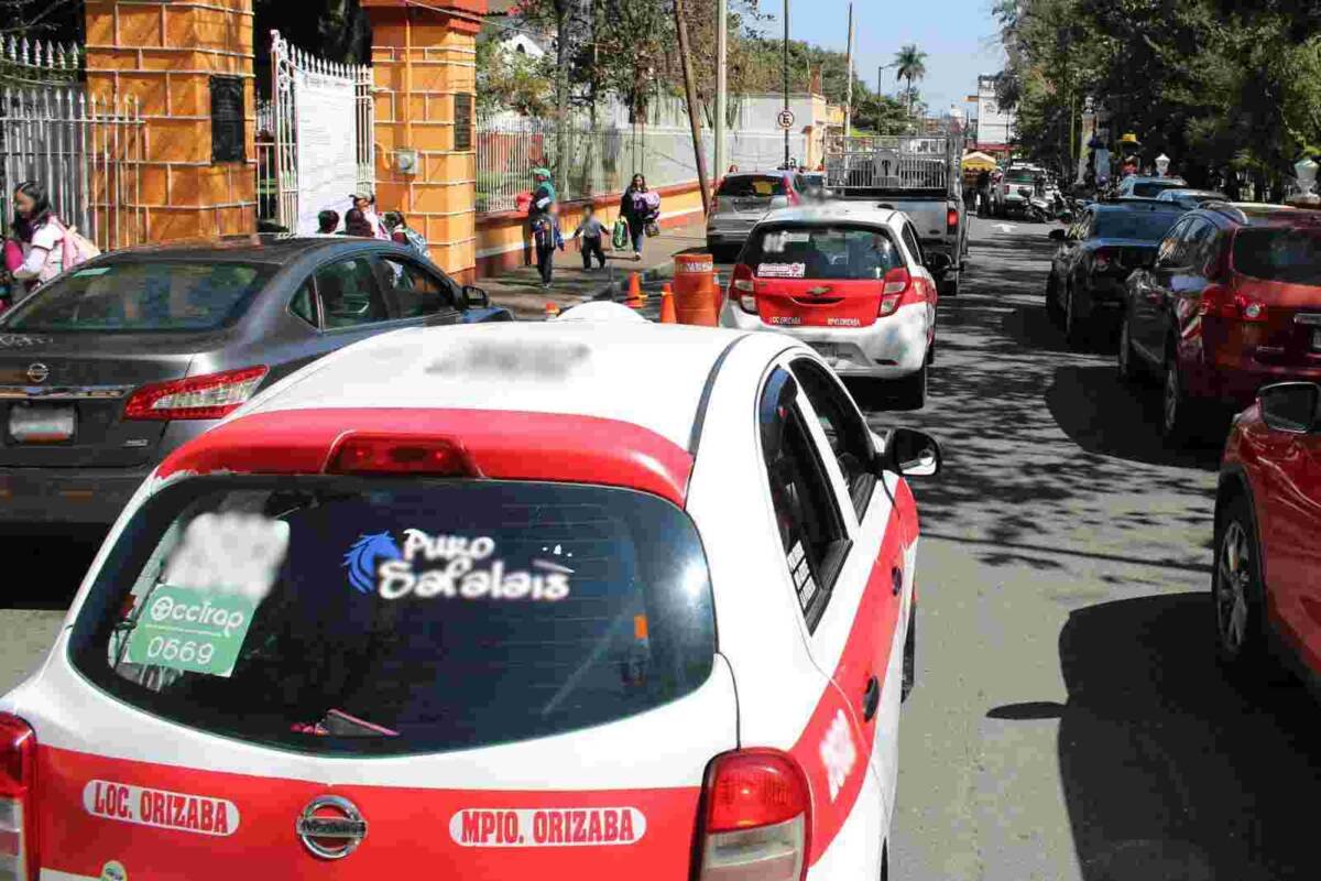 REFUERZAN OPERATIVOS VIALES EN ORIZABA 