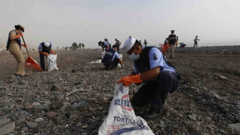 RETIRAN MÁS DE 740 TONELADAS DE HIDROCARBURO EN LAS COSTAS DEL GOLFO DE MÉXICO