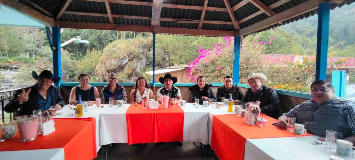 ALCALDES DEL DISTRITO DE HUATUSCO RETOMAN REUNIONES REGIONALES