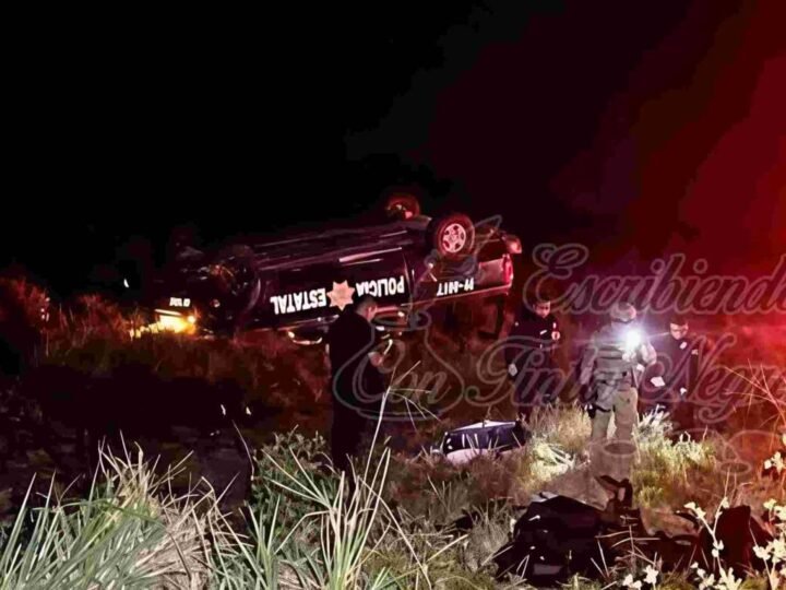 PERSECUSIÓN Y BALACERA TERMINA CON VOLCADURA DE ESTATALES