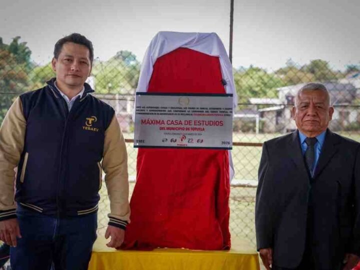 CELEBRA TELEBACHILLERATO TOTUTLA 45 ANIVERSARIO