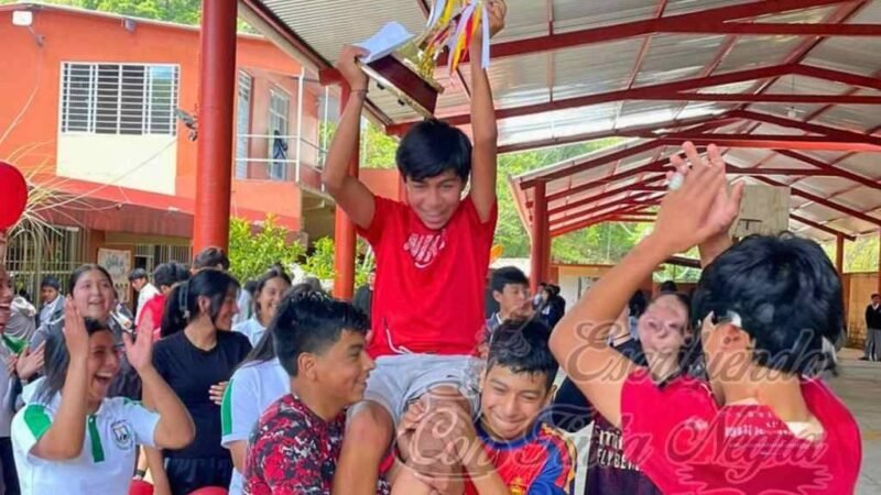 UN ÉXITO MINI MUNDIALITO DE TOTUTLA