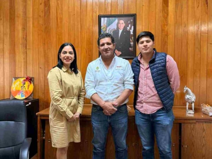 SÍNDICA DE HUATUSCO GESTONA APOYOS PARA SECTOR EDUCATIVO