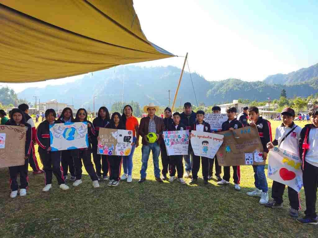 CELEBRAN MUNDIALITO CALCAHUALCO 2026