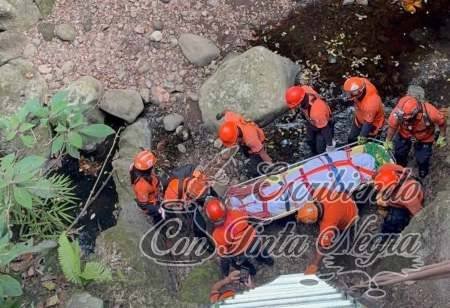 MUERE CAMPESINO AL CAER A BARRANCO